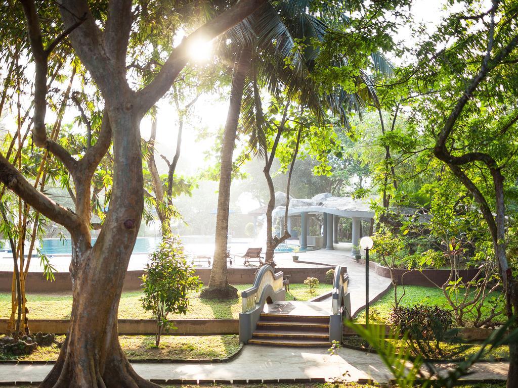 Siddhalepa Ayurveda Resort - All Meals, Ayurveda Treatment And Yoga Wadduwa Exterior photo