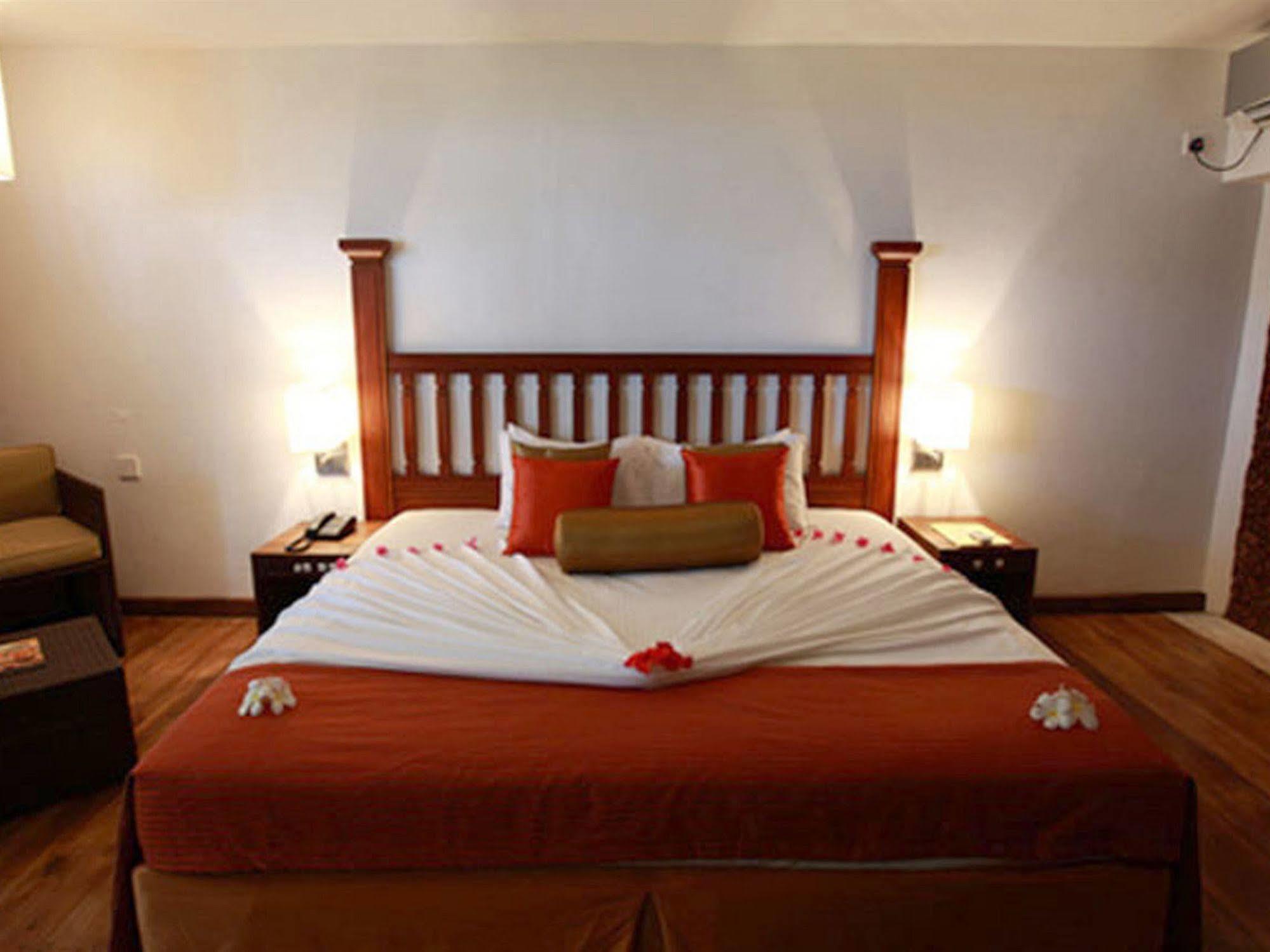 Siddhalepa Ayurveda Resort - All Meals, Ayurveda Treatment And Yoga Wadduwa Exterior photo
